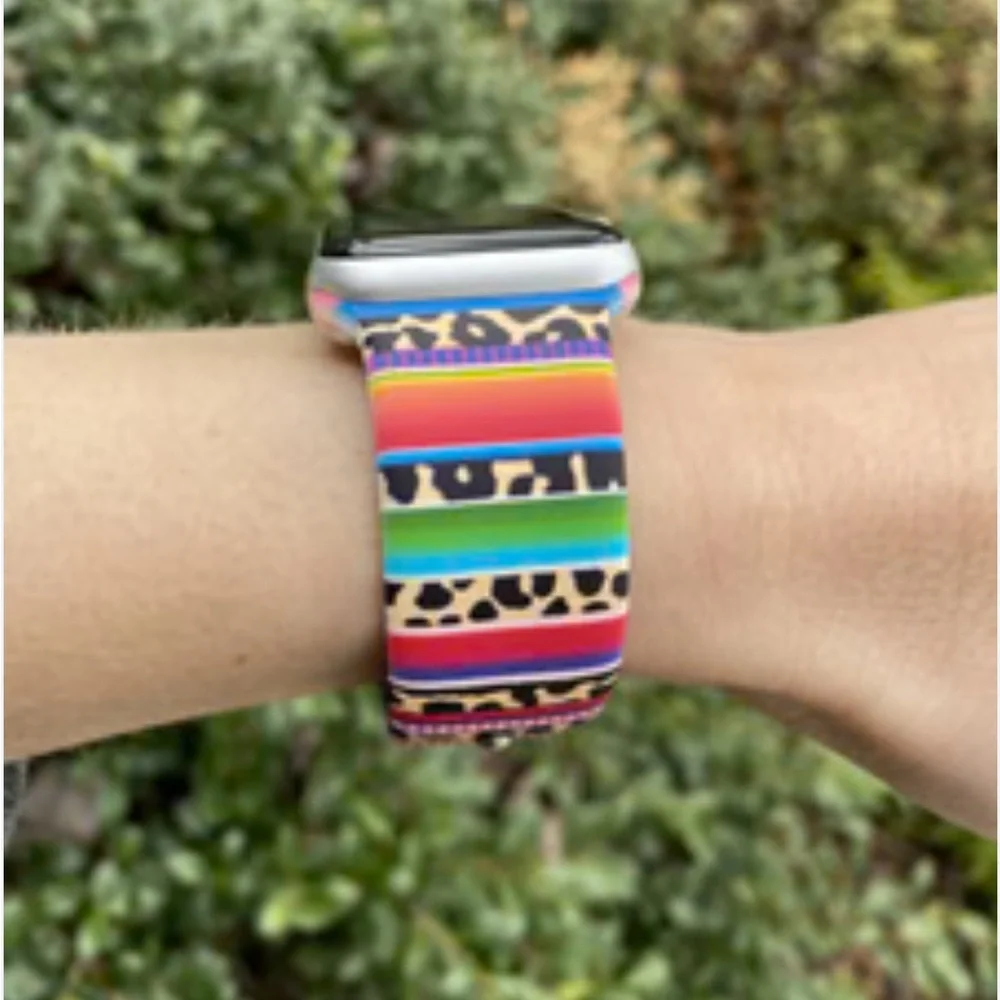 🆕 Silicone Multi-Color Leopard Print Apple Watch Band- Sz M/L 42/44